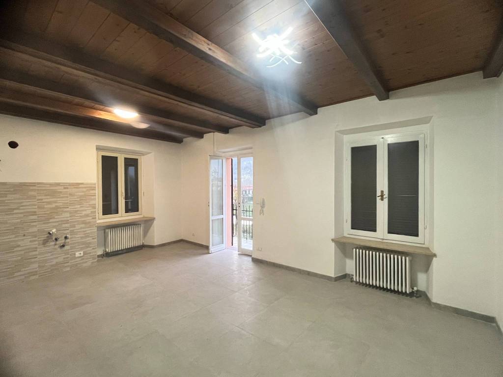 casa indipendente in vendita a Villar Perosa