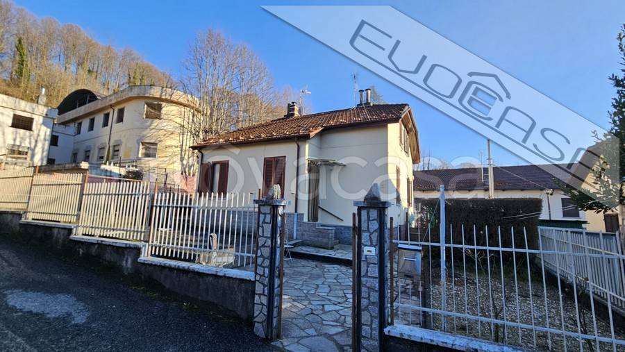 casa indipendente in vendita a Villar Perosa