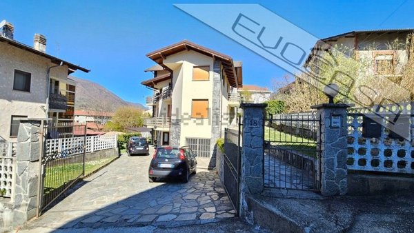 casa indipendente in vendita a Villar Perosa