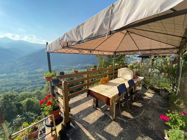 casa indipendente in vendita a Villar Perosa