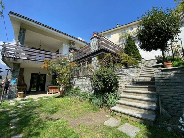 casa indipendente in vendita a Villar Perosa