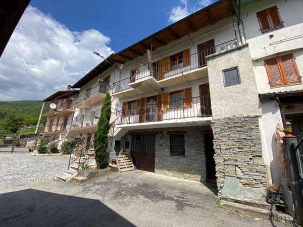 casa indipendente in vendita a Villar Perosa in zona Caserme