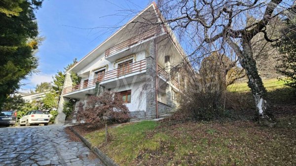casa indipendente in vendita a Villar Perosa in zona Serre