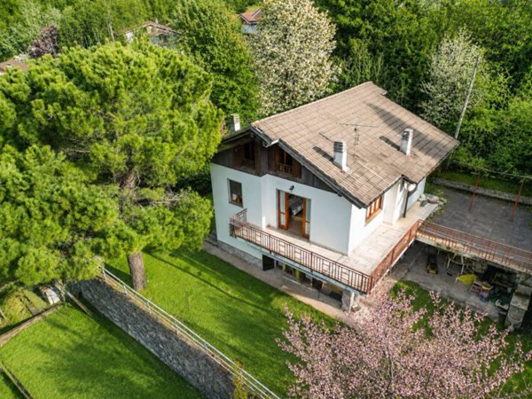 casa indipendente in vendita a Villar Perosa in zona Caserme
