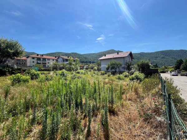 terreno edificabile in vendita a Villar Perosa in zona Serre