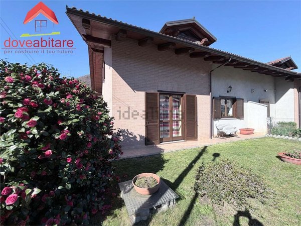casa indipendente in vendita a Villar Perosa in zona Serre