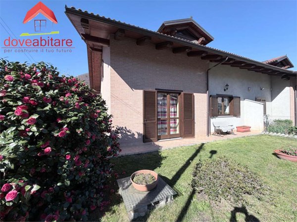 casa indipendente in vendita a Villar Perosa in zona Serre