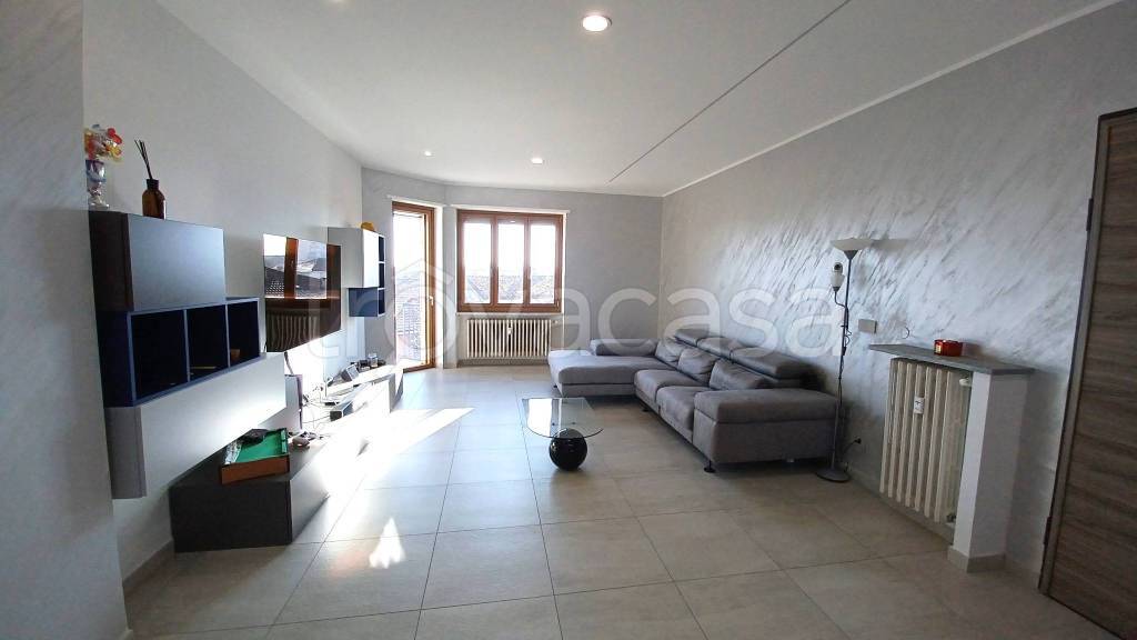 appartamento in vendita a Villastellone