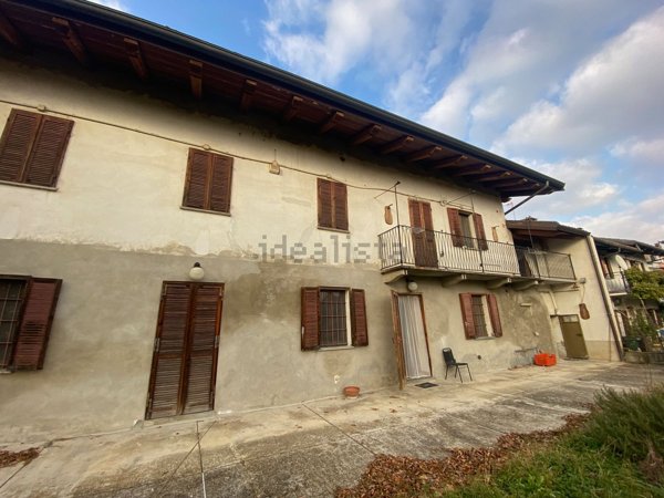 pentavano in vendita a Villastellone