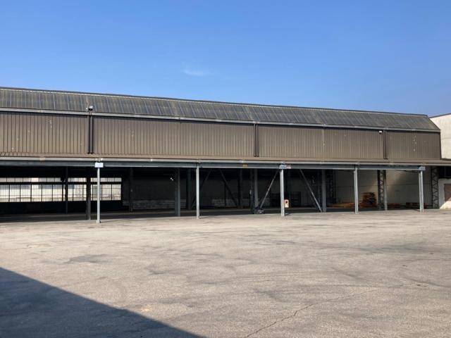 locale commerciale in vendita a Villastellone