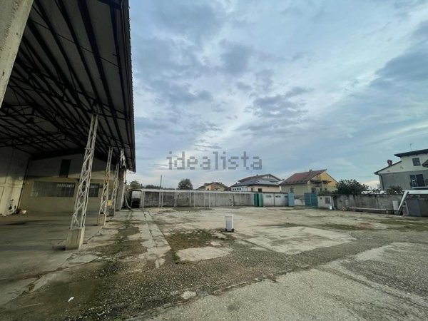 ufficio in vendita a Villastellone