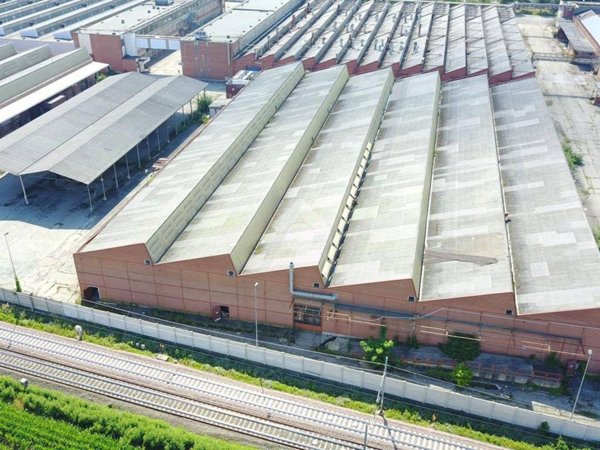 locale commerciale in vendita a Villastellone