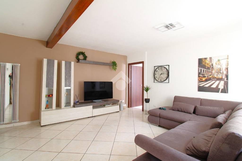 appartamento in vendita a Villastellone
