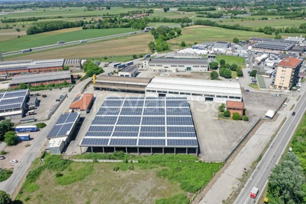 locale commerciale in vendita a Villastellone