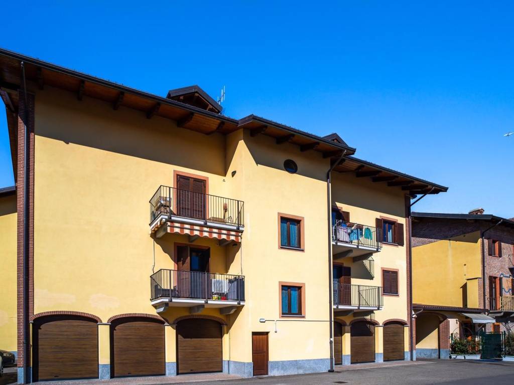 appartamento in vendita a Vinovo in zona Tetti Rosa