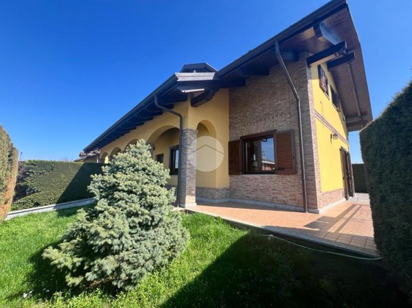 casa indipendente in vendita a Vinovo in zona Tetti Grella