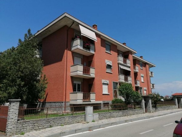locale di sgombero in vendita a Vinovo