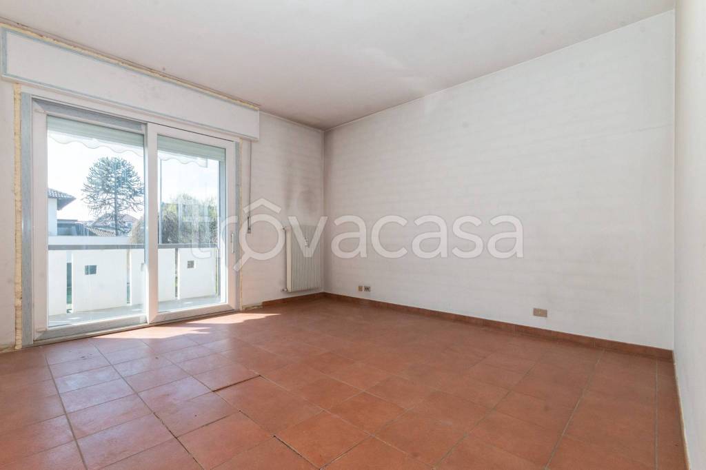 appartamento in vendita a Vinovo in zona Garino