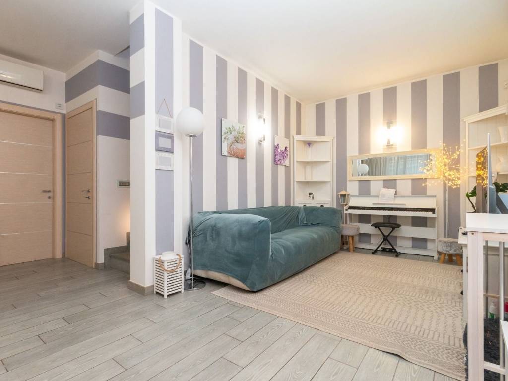 casa indipendente in vendita a Vinovo in zona Garino