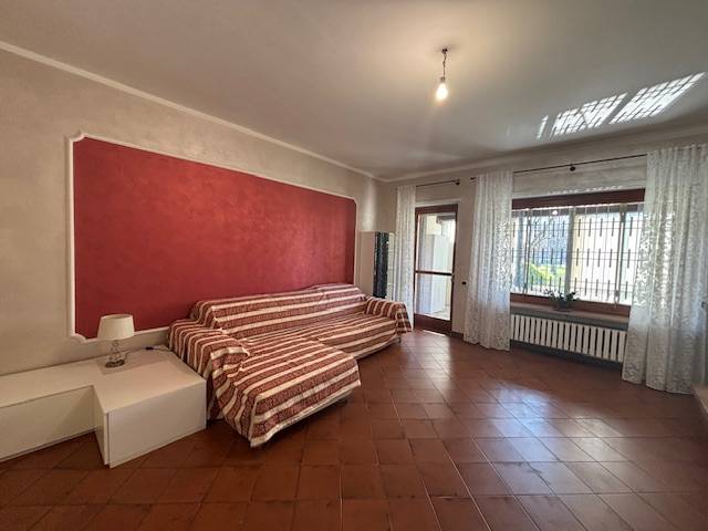 casa indipendente in vendita a Vinovo in zona Garino