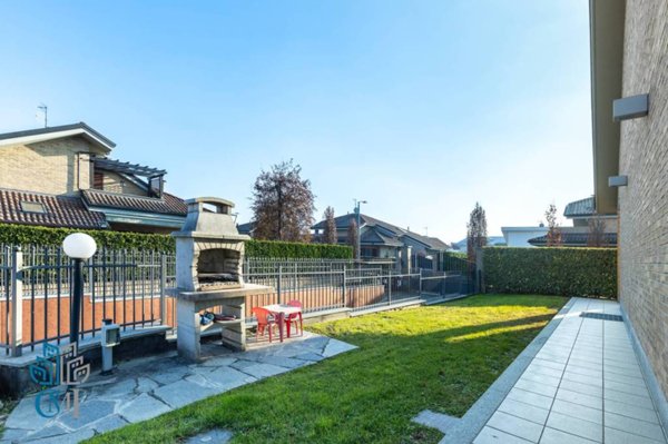 casa indipendente in vendita a Vinovo in zona Garino