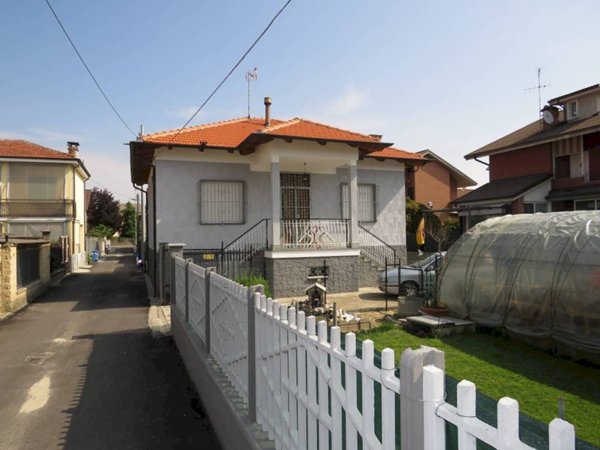 casa indipendente in vendita a Vinovo