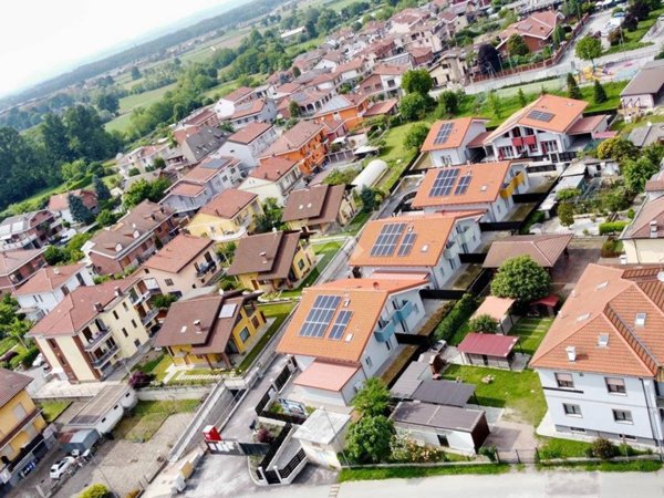 casa indipendente in vendita a Vinovo in zona Tetti Rosa