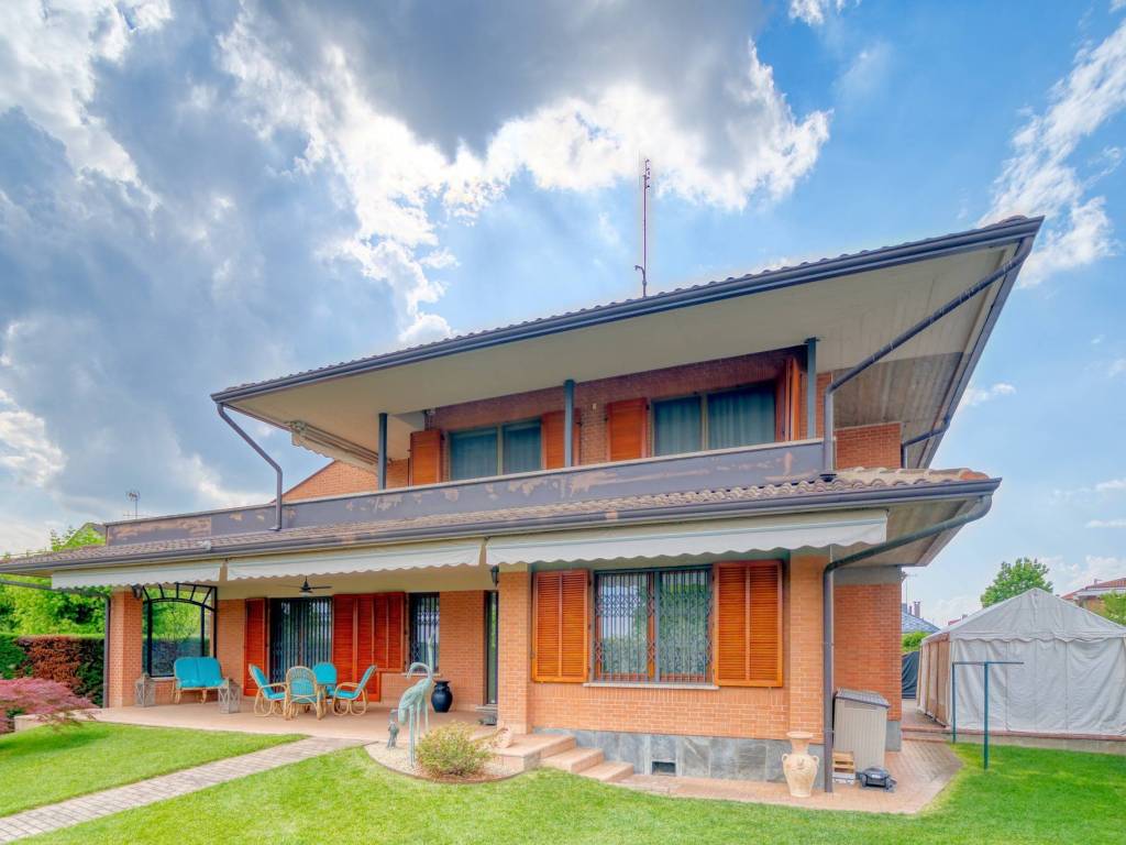 casa indipendente in vendita a Vinovo in zona Garino