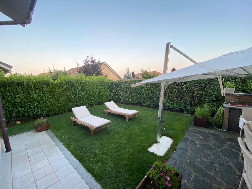 casa indipendente in vendita a Vinovo in zona Garino