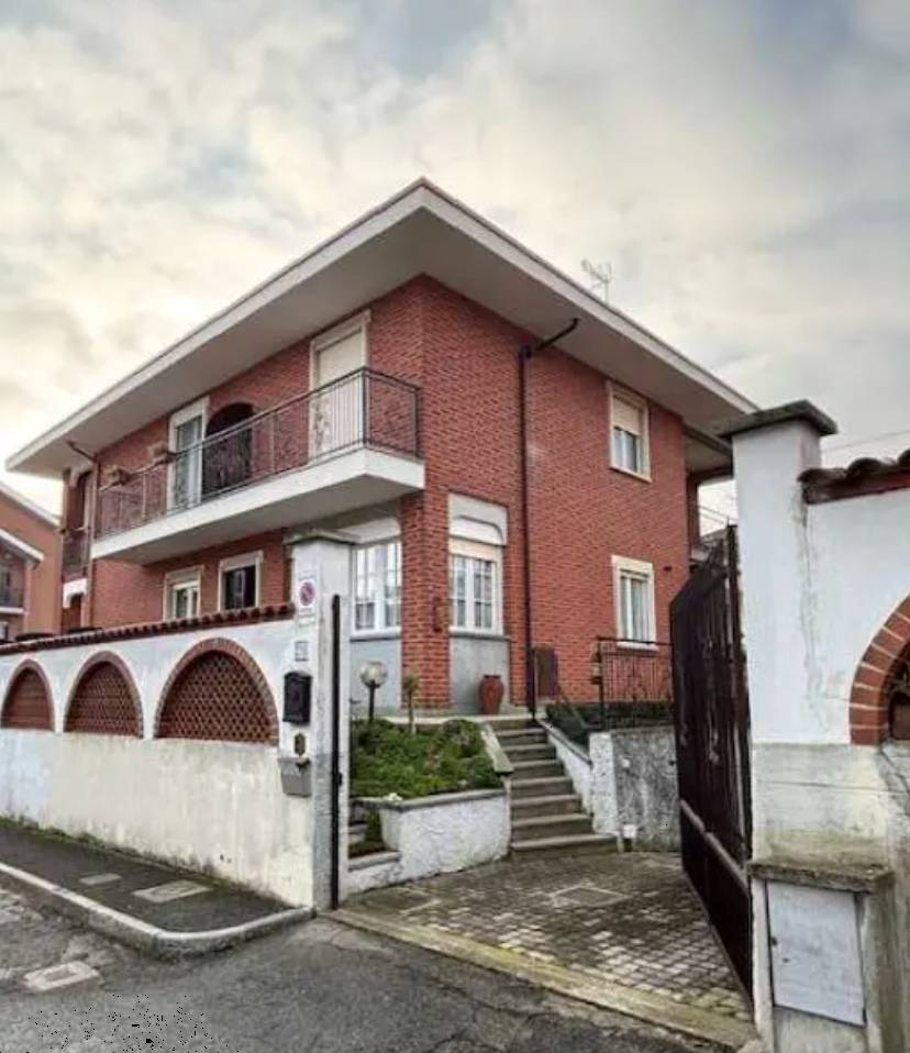 casa indipendente in vendita a Vinovo
