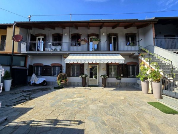 casa indipendente in vendita a Vinovo in zona Garino