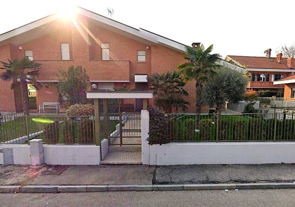 casa indipendente in vendita a Vinovo in zona Garino