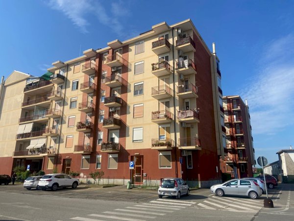 appartamento in vendita a Vinovo in zona Garino