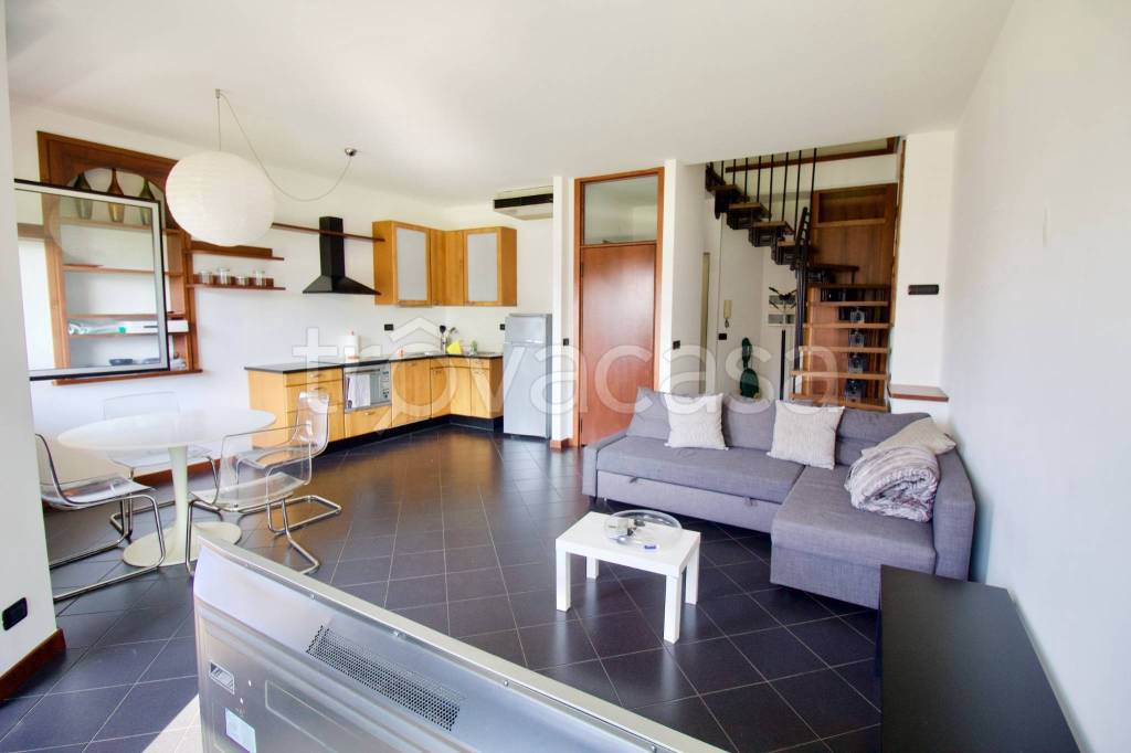 appartamento in vendita a Vinovo in zona Garino