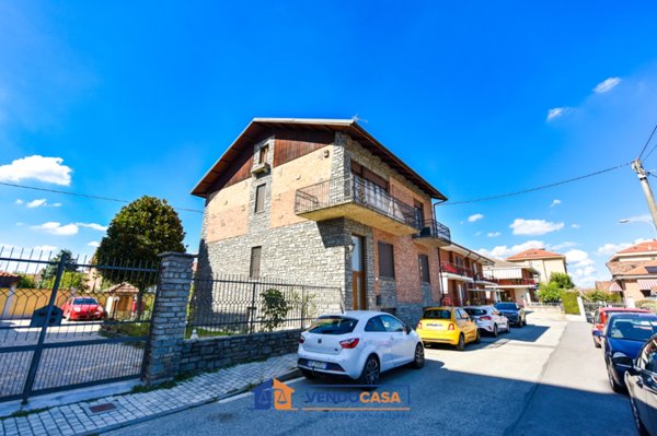 casa indipendente in vendita a Vinovo