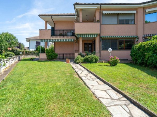 appartamento in vendita a Vinovo in zona Garino