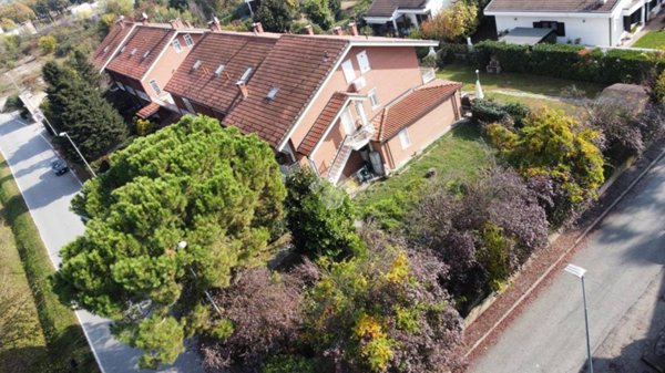 appartamento in vendita a Vinovo in zona Garino