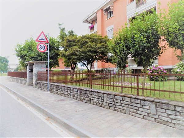 appartamento in vendita a Vinovo in zona Tetti Rosa