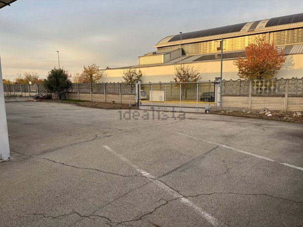 capannone in vendita a Vinovo