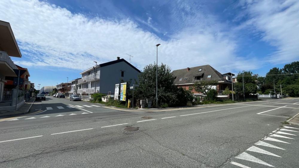 ufficio in vendita a Vinovo in zona Tetti Rosa