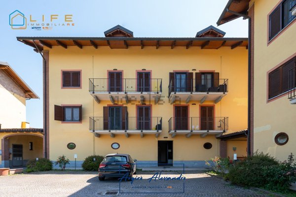 appartamento in vendita a Vinovo in zona Tetti Rosa