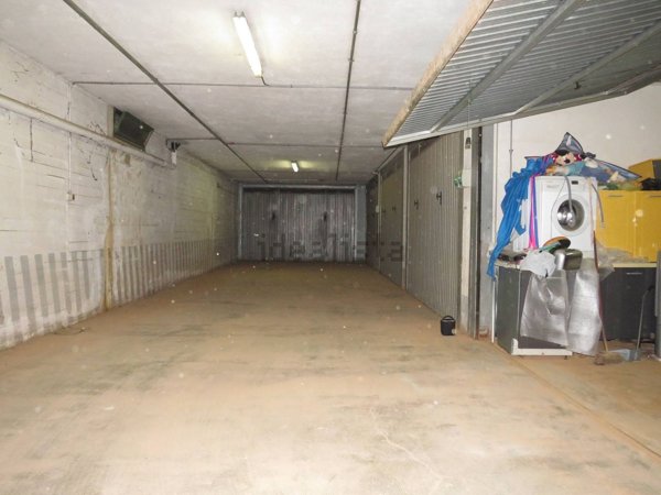 locale di sgombero in vendita a Vinovo