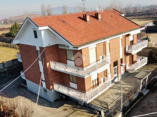 appartamento in vendita a Vinovo in zona Tetti Rosa