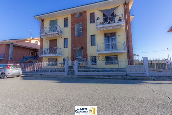 appartamento in vendita a Vinovo in zona Tetti Rosa