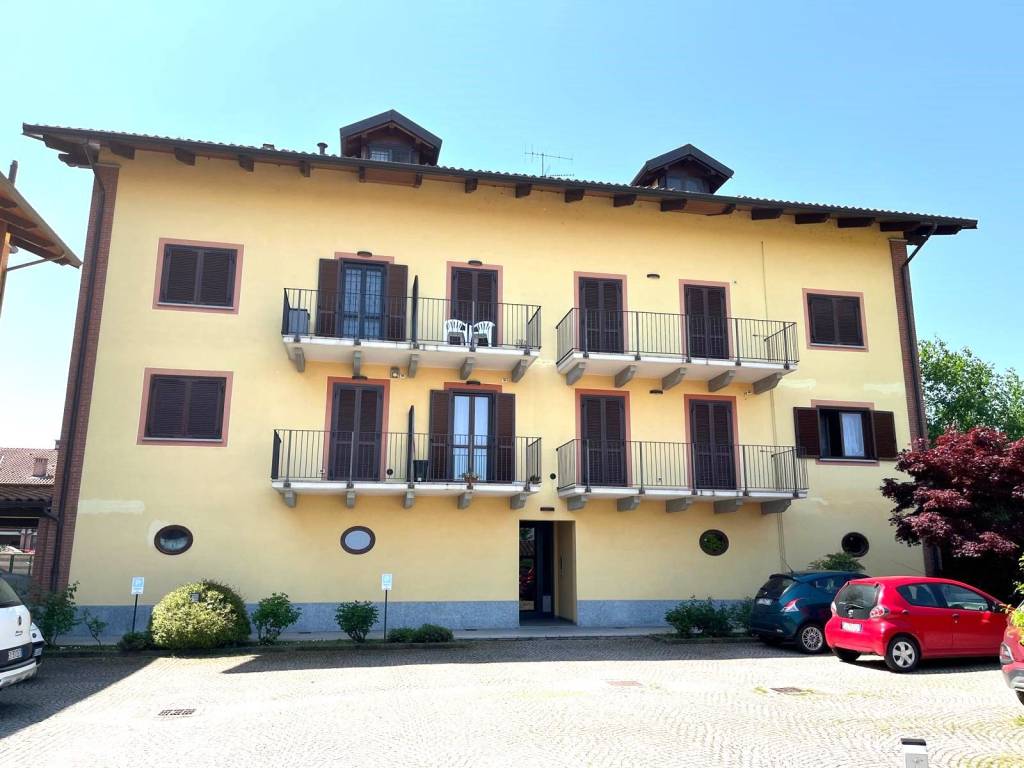 appartamento in vendita a Vinovo in zona Tetti Rosa