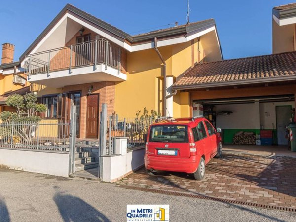 casa indipendente in vendita a Vinovo