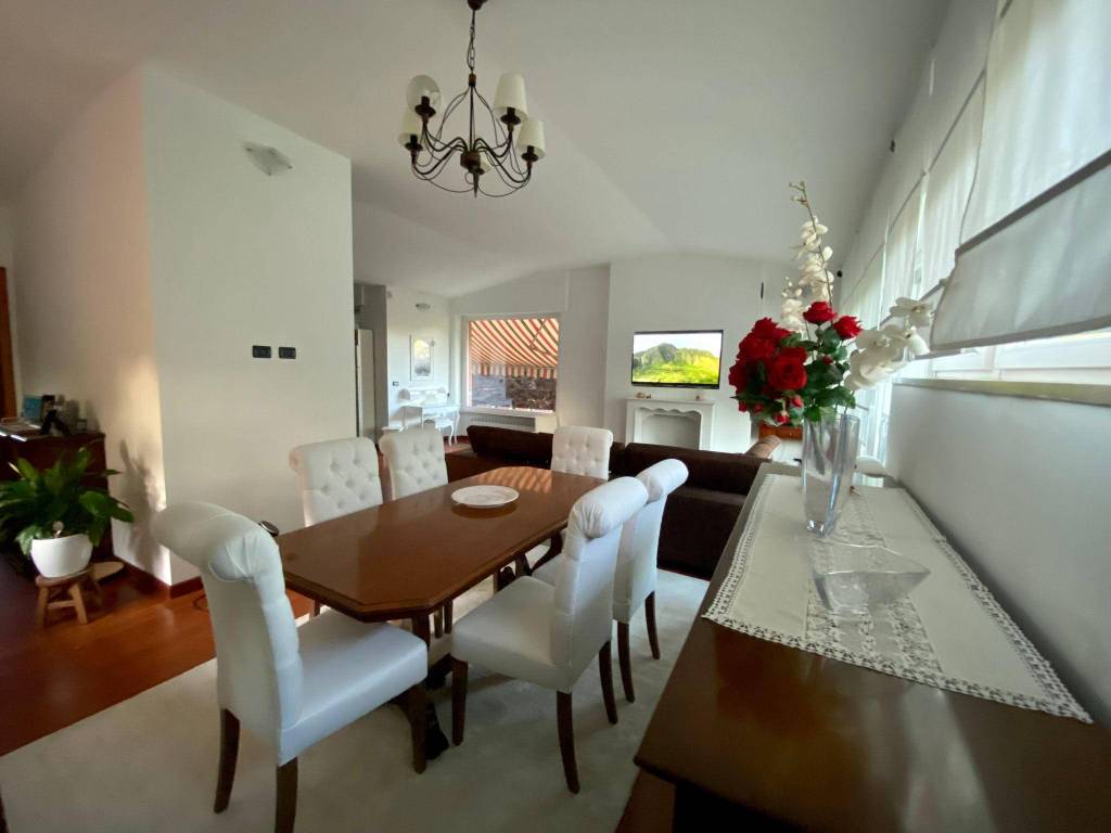 casa indipendente in vendita a Vinovo in zona Garino