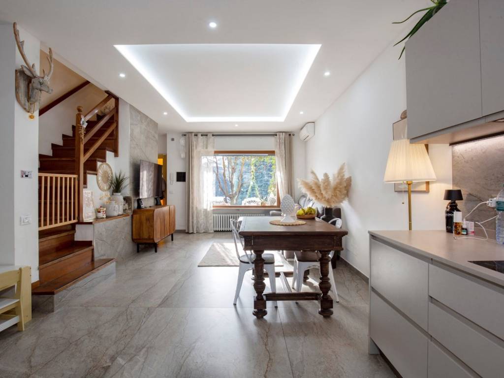 casa indipendente in vendita a Vinovo in zona Garino