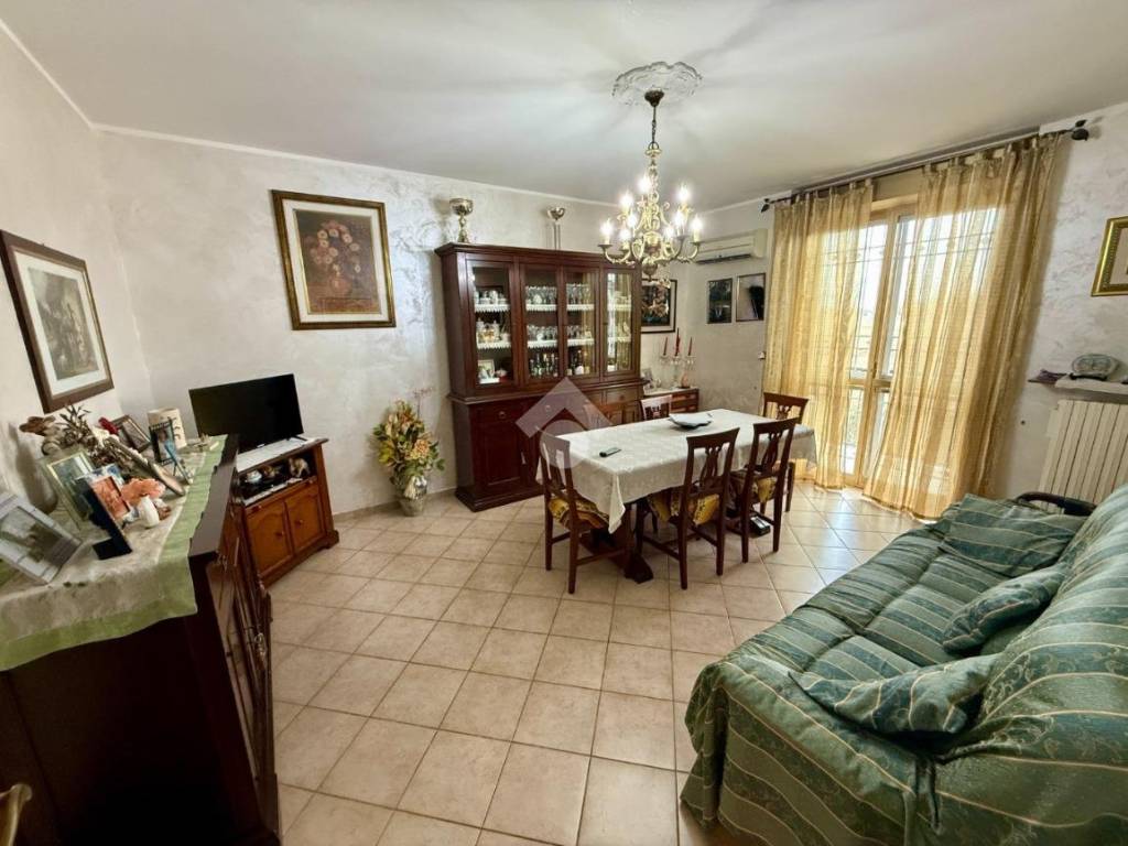 appartamento in vendita a Vinovo in zona Tetti Rosa