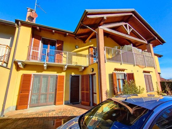 casa indipendente in vendita a Vinovo in zona Tetti Rosa